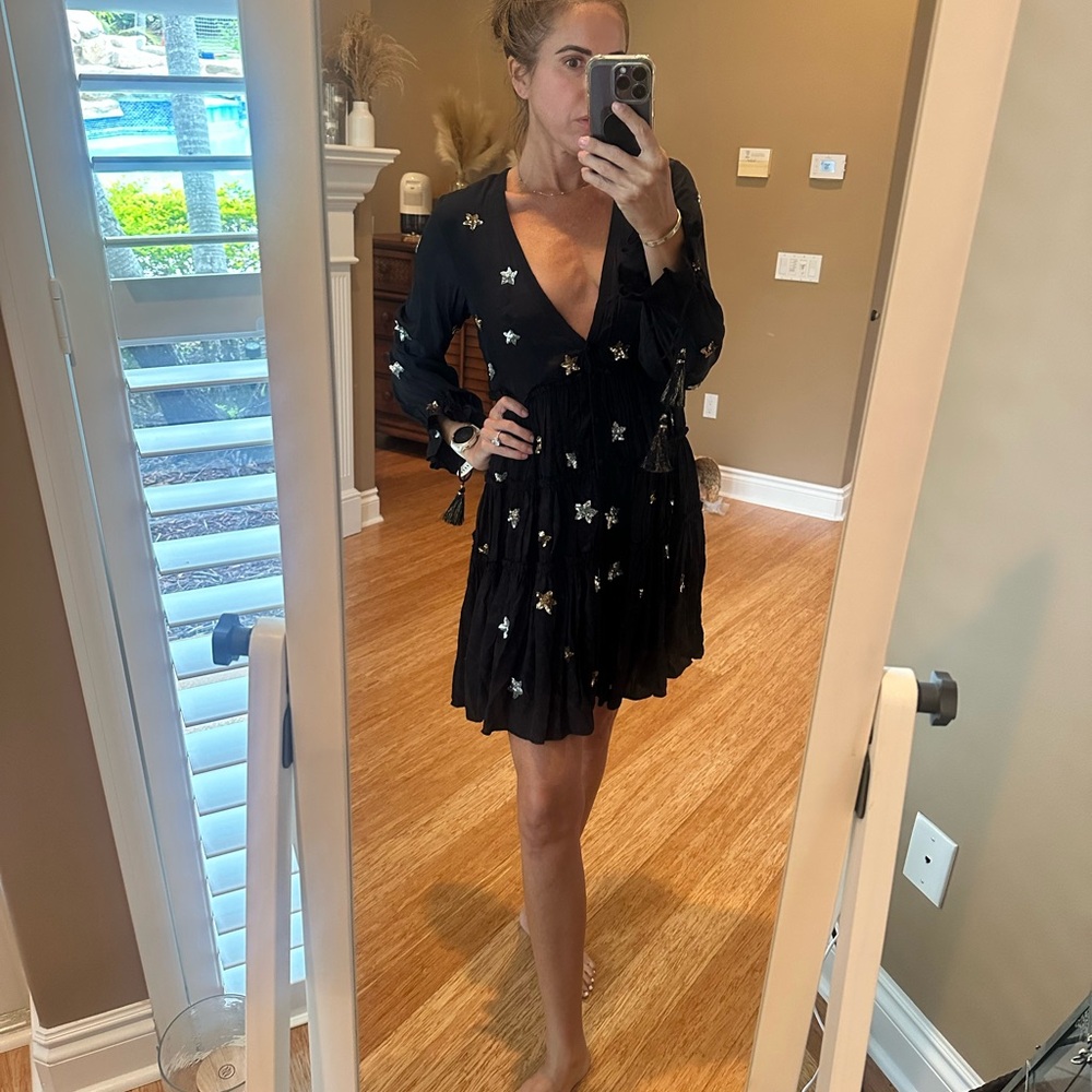 Rococo Sand Black Star-Embellished V-Neck Tiered Mini Dress